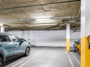 966 S St Andrews Place 104, Los Angeles CA 90019