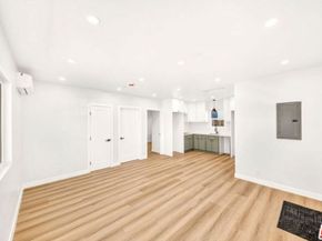 204 E 88th Street 204, Los Angeles CA 90003