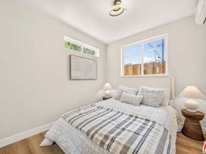 204 E 88th Street 204, Los Angeles CA 90003