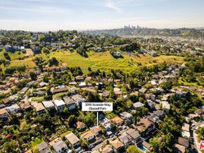 3916 Scandia Way, Los Angeles CA 90065