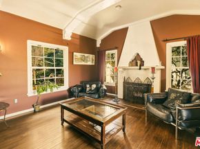 3916 Scandia Way, Los Angeles CA 90065