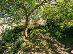 3916 Scandia Way, Los Angeles CA 90065