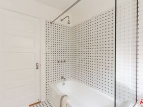 1401 N Coronado Street, Los Angeles CA 90026