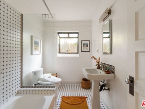 1401 N Coronado Street, Los Angeles CA 90026
