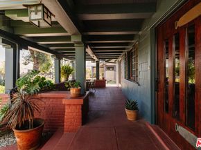 2915 S Budlong Avenue, Los Angeles CA 90007