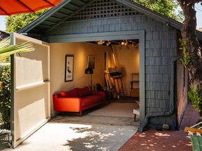 2915 S Budlong Avenue, Los Angeles CA 90007