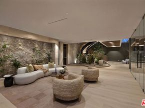 1360 Laurel Way, Beverly Hills CA 90210