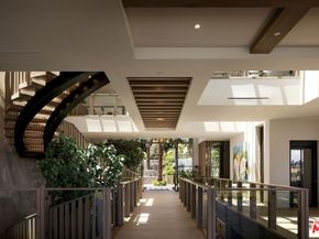 1360 Laurel Way, Beverly Hills CA 90210