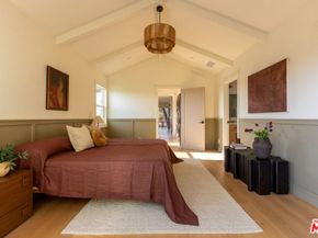 4020 Clayton Avenue, Los Angeles CA 90027