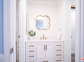 8145 Redlands Street 205, Playa Del Rey CA 90293