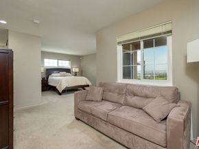8471 Vine Valley Drive, Sun Valley CA 91352