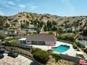 8471 Vine Valley Drive, Sun Valley CA 91352