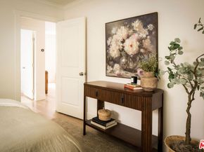 2354 Landa Street, Los Angeles CA 90039