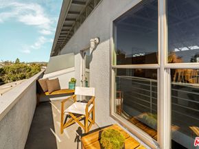 630 Rose Avenue 5, Venice CA 90291