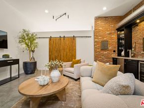 630 Rose Avenue 5, Venice CA 90291