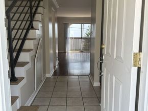 719 N Eucalyptus Avenue 17A, Inglewood CA 90302