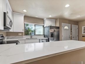 17407 Port Marnock Dr, Poway CA 92064