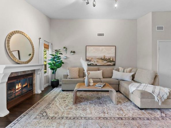 7941 Calle Madrid, Carlsbad CA 92009