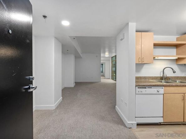 425 W Beech 204, San Diego CA 92101