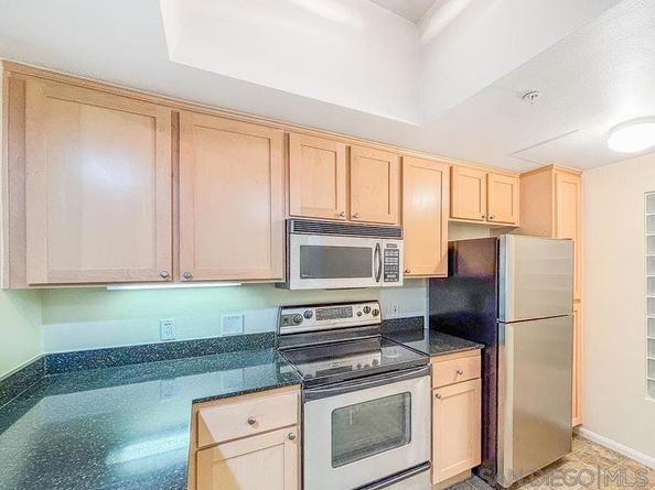 2400 5Th 203, San Diego CA 92101