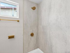 5130 Roswell, San Diego CA 92114