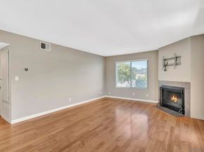 5653 Riley St 105, San Diego CA 92110