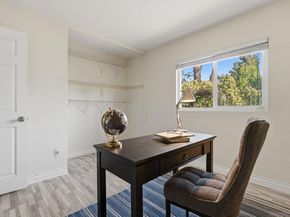 1998 Cambridge Ct, Vista CA 92081