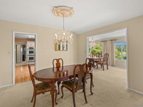 6401 La Jolla Scenic Dr S, La Jolla CA 92037