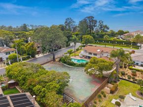 6401 La Jolla Scenic Dr S, La Jolla CA 92037