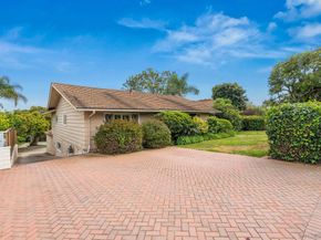 6401 La Jolla Scenic Dr S, La Jolla CA 92037