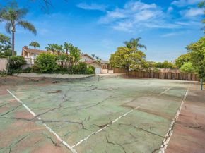 6401 La Jolla Scenic Dr S, La Jolla CA 92037