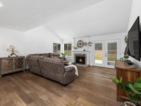 13871 Olive Grove Pl, Poway CA 92064