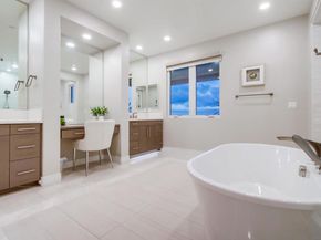 6372 Meadowbrush Cir, San Diego CA 92130