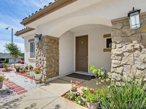 1675 Felicitas Lane, Escondido CA 92025