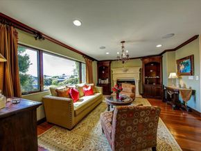 2540 Chatsworth, San Diego CA 92106