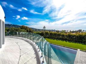8308 Calle Del Cielo, La Jolla CA 92037