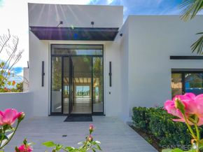 8308 Calle Del Cielo, La Jolla CA 92037