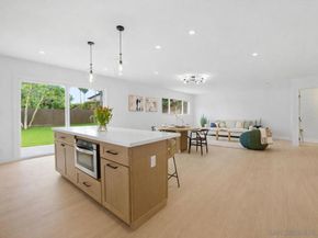 2610 Chestnut Ave, Carlsbad CA 92010