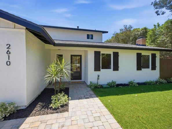 2610 Chestnut Ave, Carlsbad CA 92010