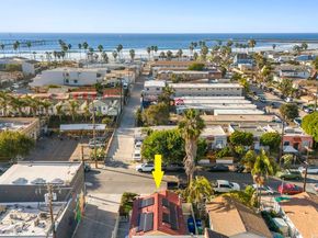 1975 Bacon St, San Diego CA 92107