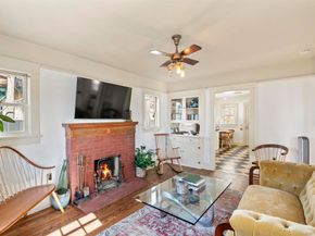 1975 Bacon St, San Diego CA 92107