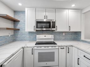 16232 Avenida Venusto B, San Diego CA 92128