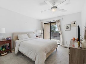 2352 Caringa C, Carlsbad CA 92009