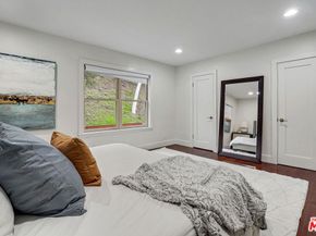 1100 N Beverly Glen Boulevard, Los Angeles CA 90077