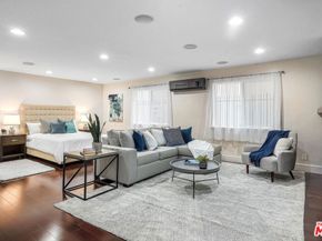 1100 N Beverly Glen Boulevard, Los Angeles CA 90077