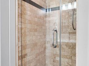 1100 N Beverly Glen Boulevard, Los Angeles CA 90077