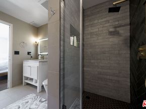 1100 S HOPE Street 1516, Los Angeles CA 90015