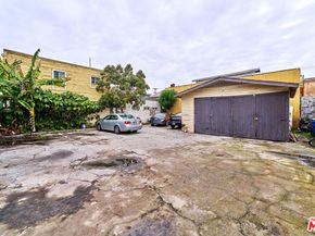 1242 S Kingsley Drive, Los Angeles CA 90006