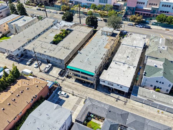 210 S Commonwealth Avenue, Los Angeles CA 90004