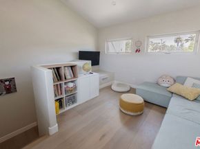 4235 Lafayette Place, Culver City CA 90232
